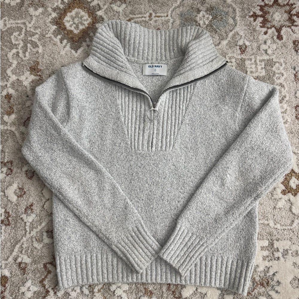 Old Navy Heather Gray Knit Sweater